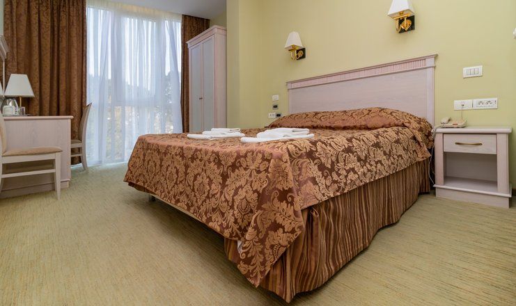 *Пансионат "Изумруд" ГУП "Медицинский центр"